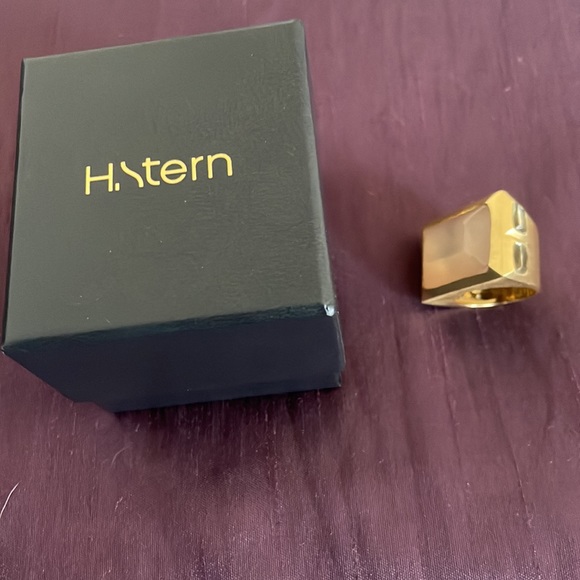 H. Stern Gold Nouveau Deco Ring with Rose Quartz, Smoky Quartz, and Prasiolites. - Picture 10 of 10